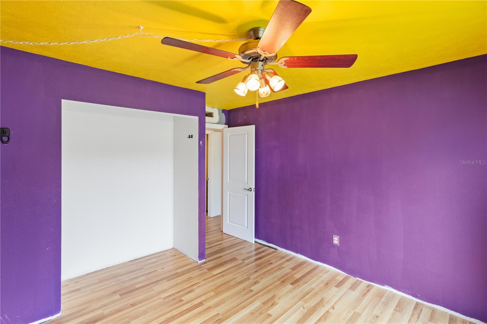 REGENCY HOUSE - Residential