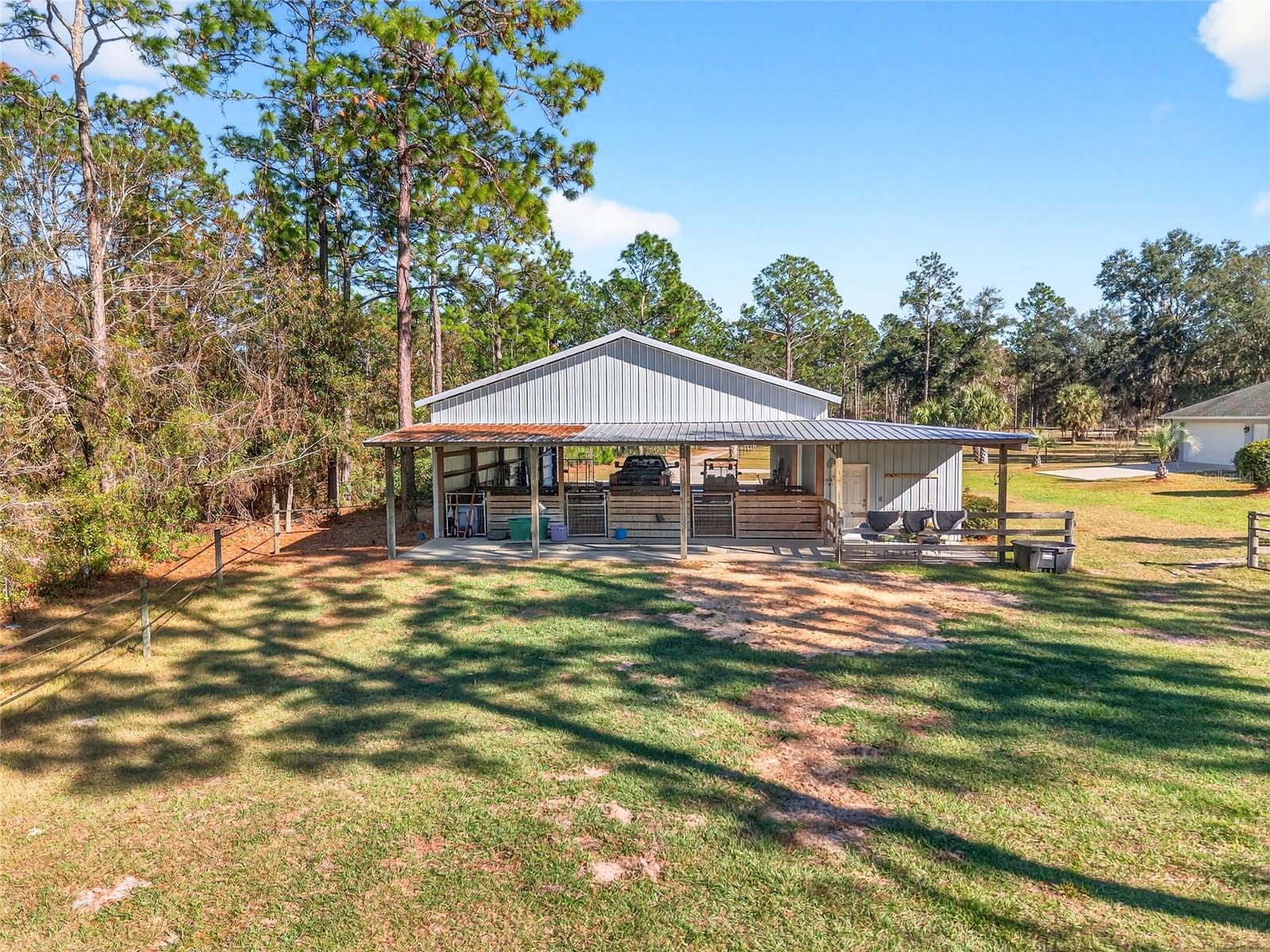 FOX GROVE FARMS - Residential