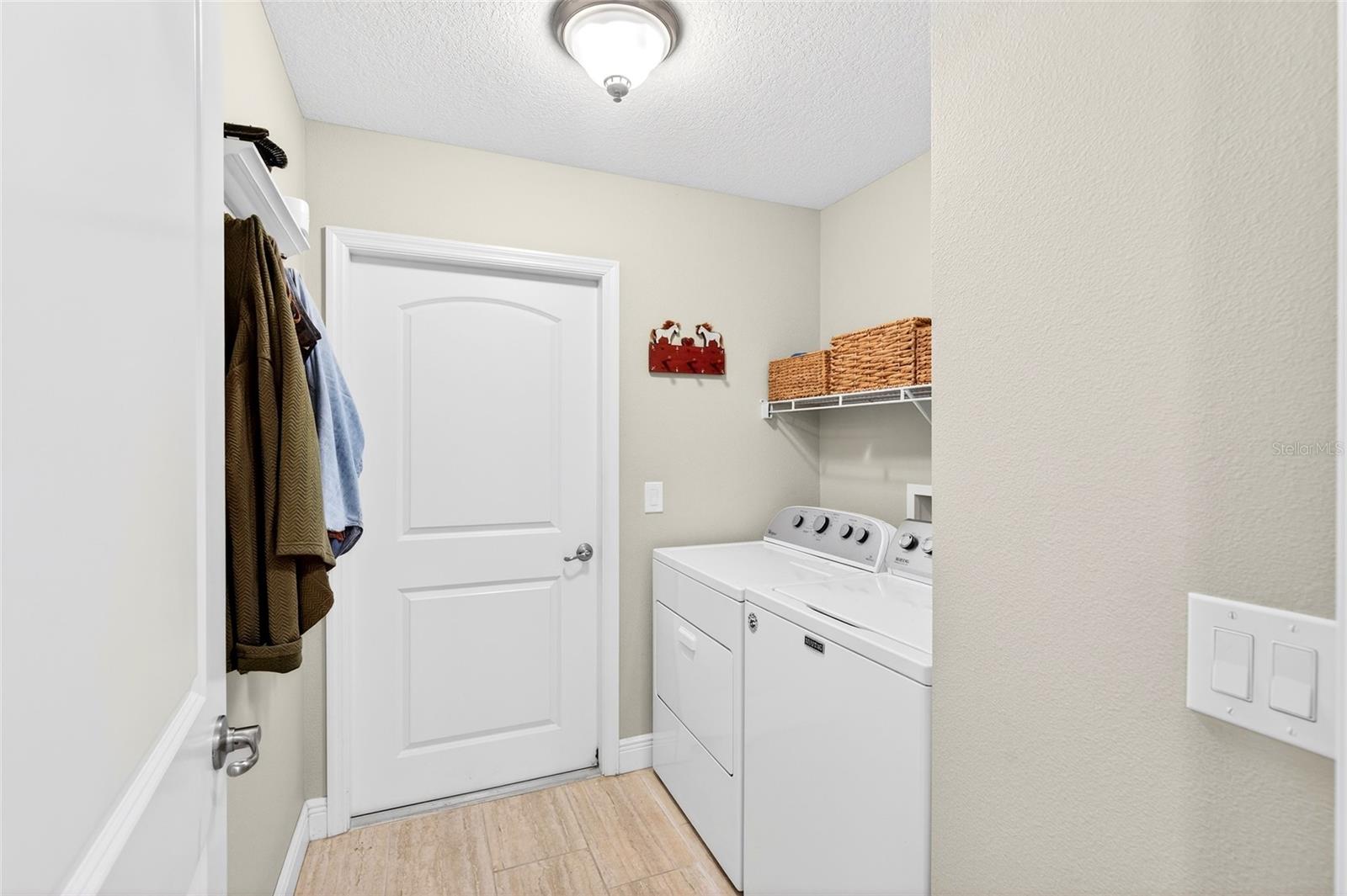 FOX GROVE FARMS - Residential