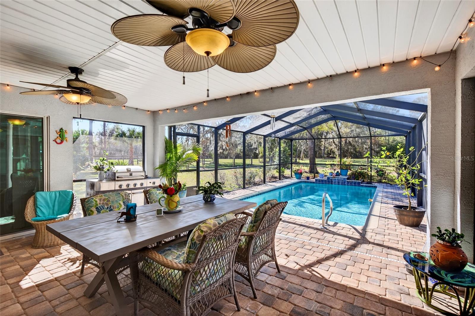 FOX GROVE FARMS - Residential