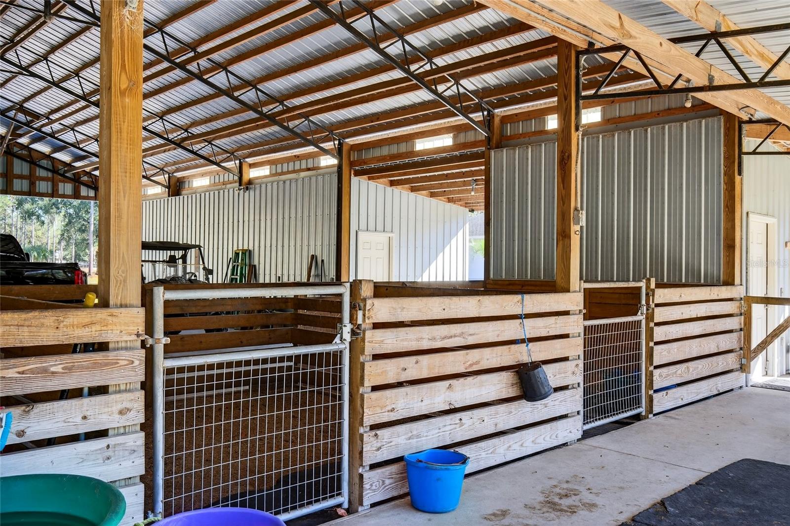 FOX GROVE FARMS - Residential