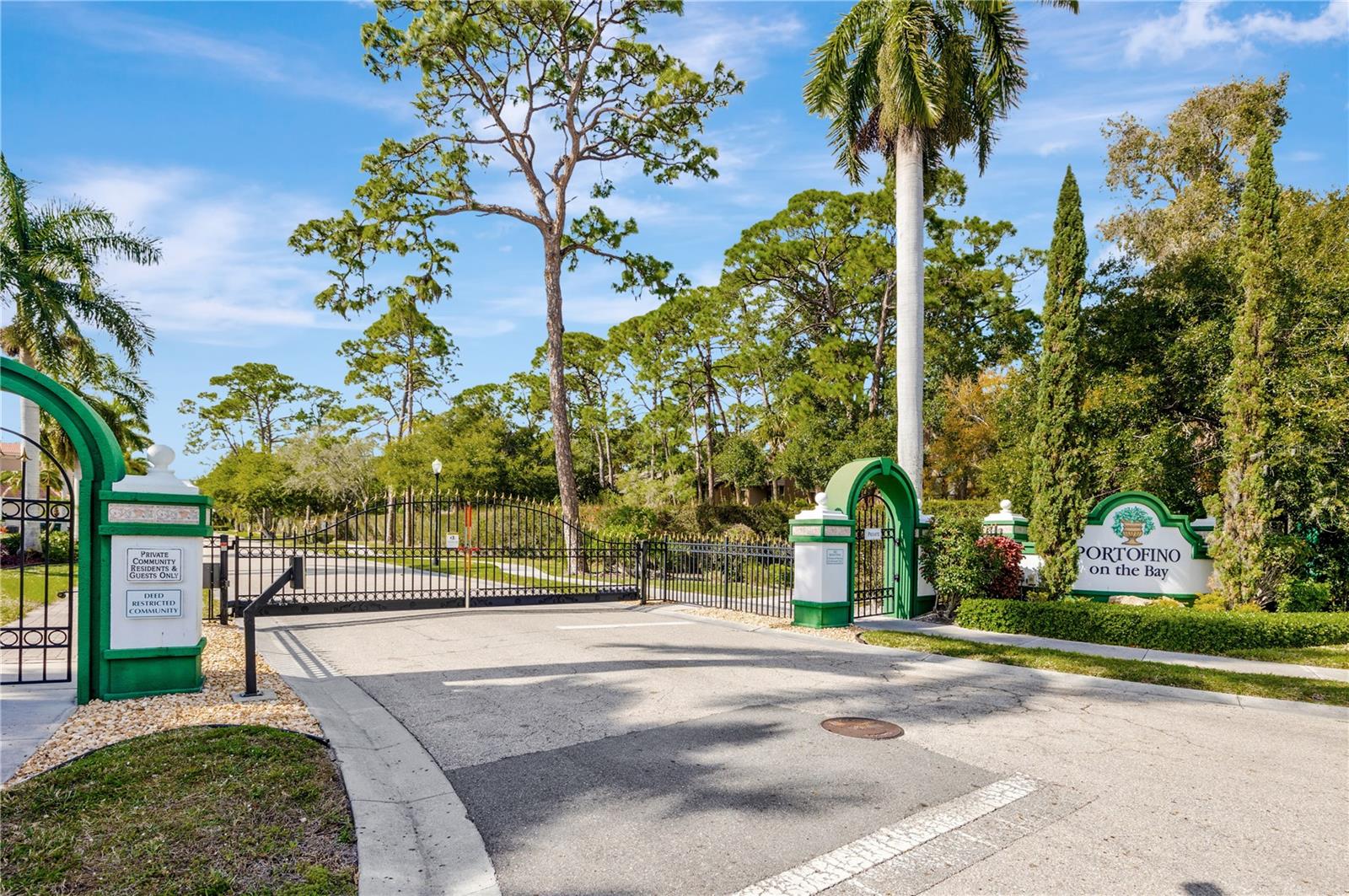 PORTOFINO ON THE BAY - Land