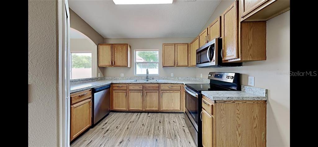 DELTONA LAKES - Residential