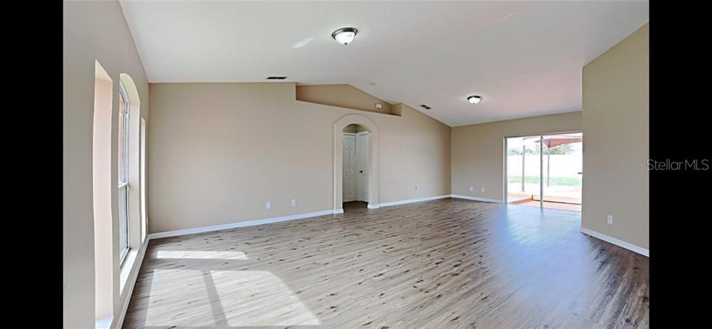 DELTONA LAKES - Residential