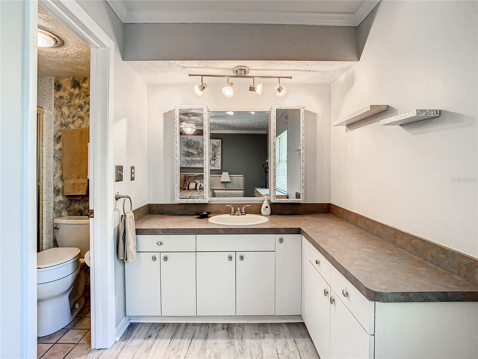 PAT ACRES 7TH ADD - Residential