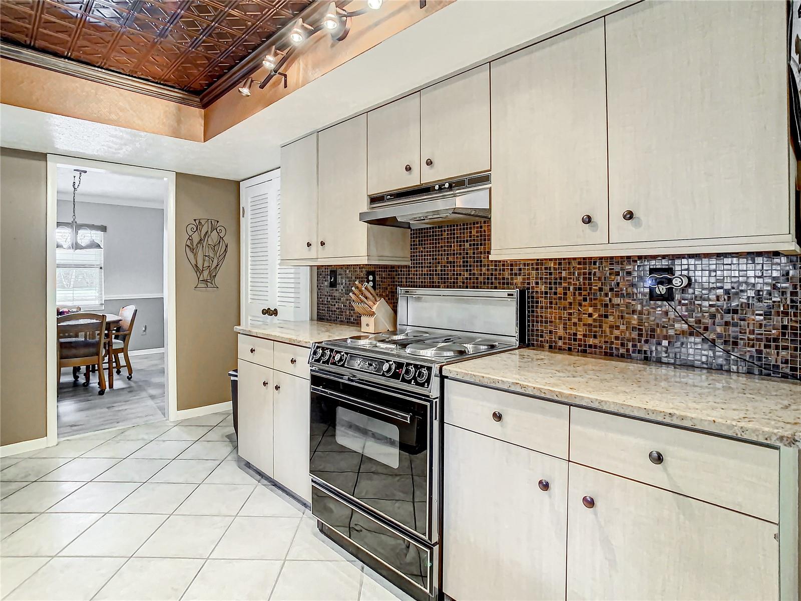 PAT ACRES 7TH ADD - Residential