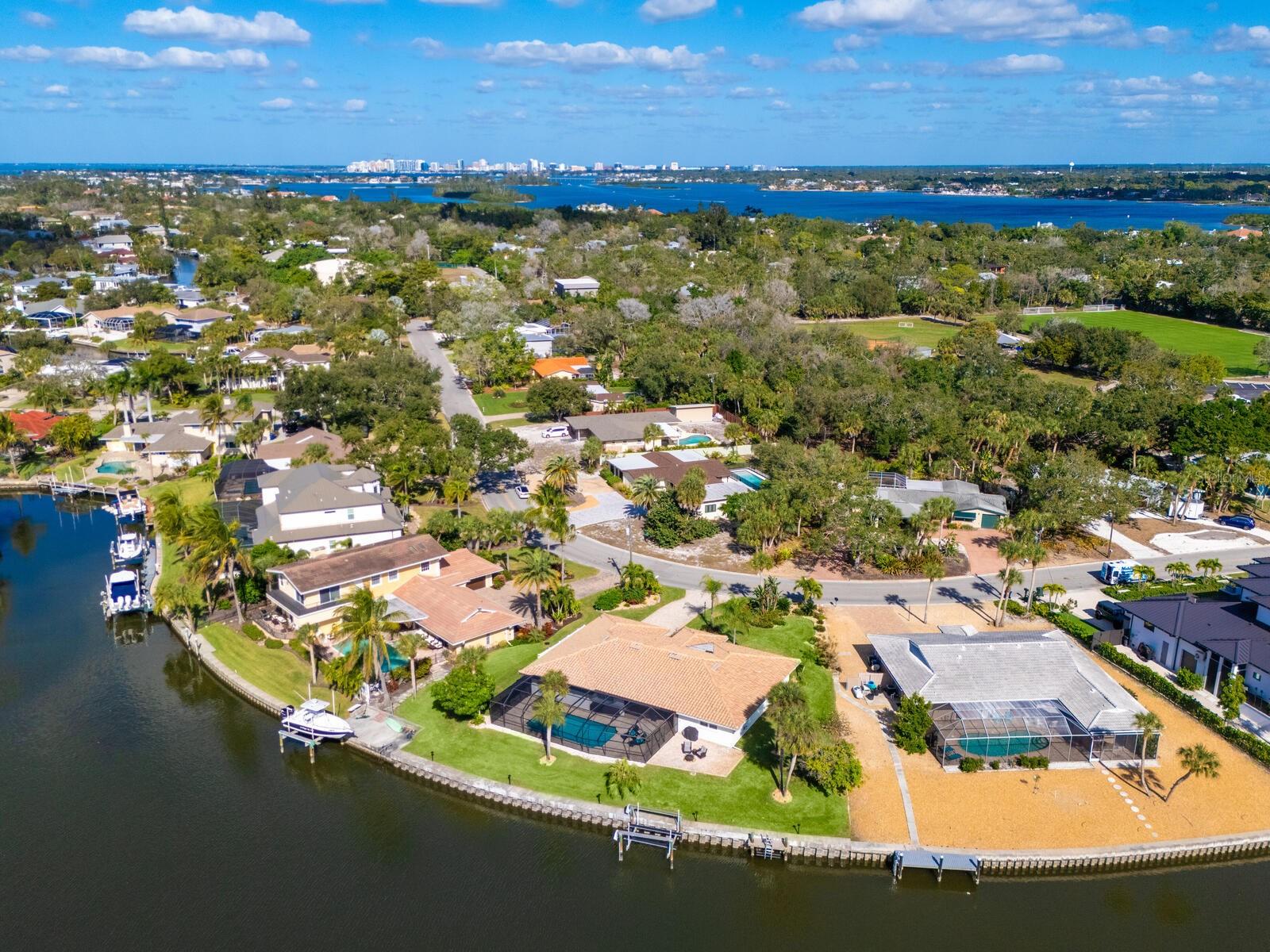 SIESTA ISLES UNIT 4 - Residential