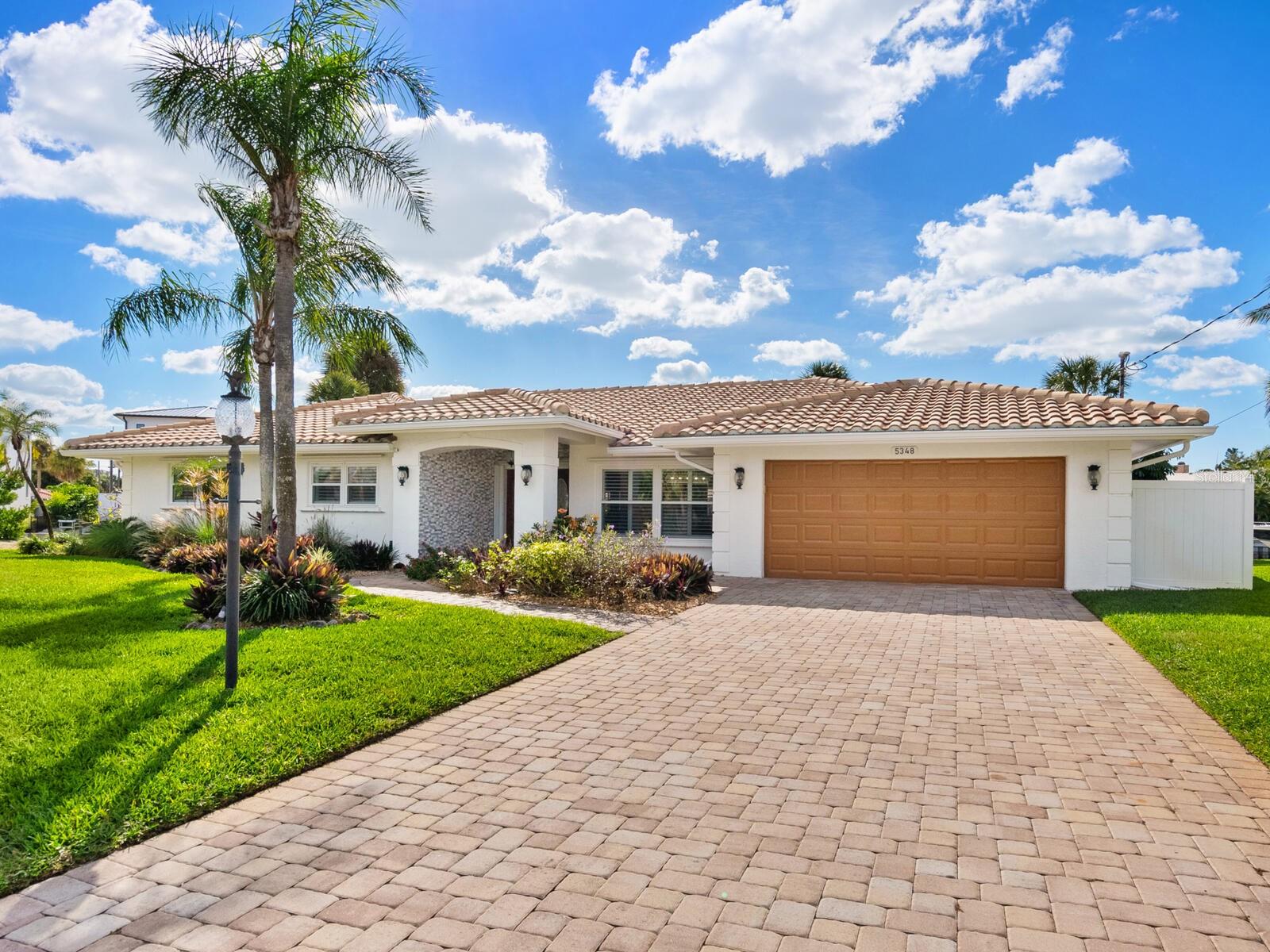 5348 SHADOW LAWN DRIVE