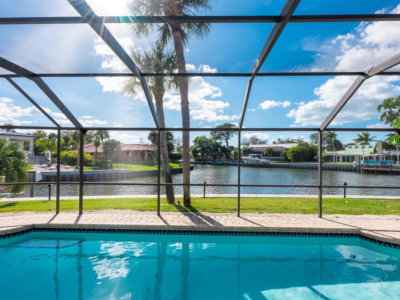 SIESTA ISLES UNIT 4 - Residential