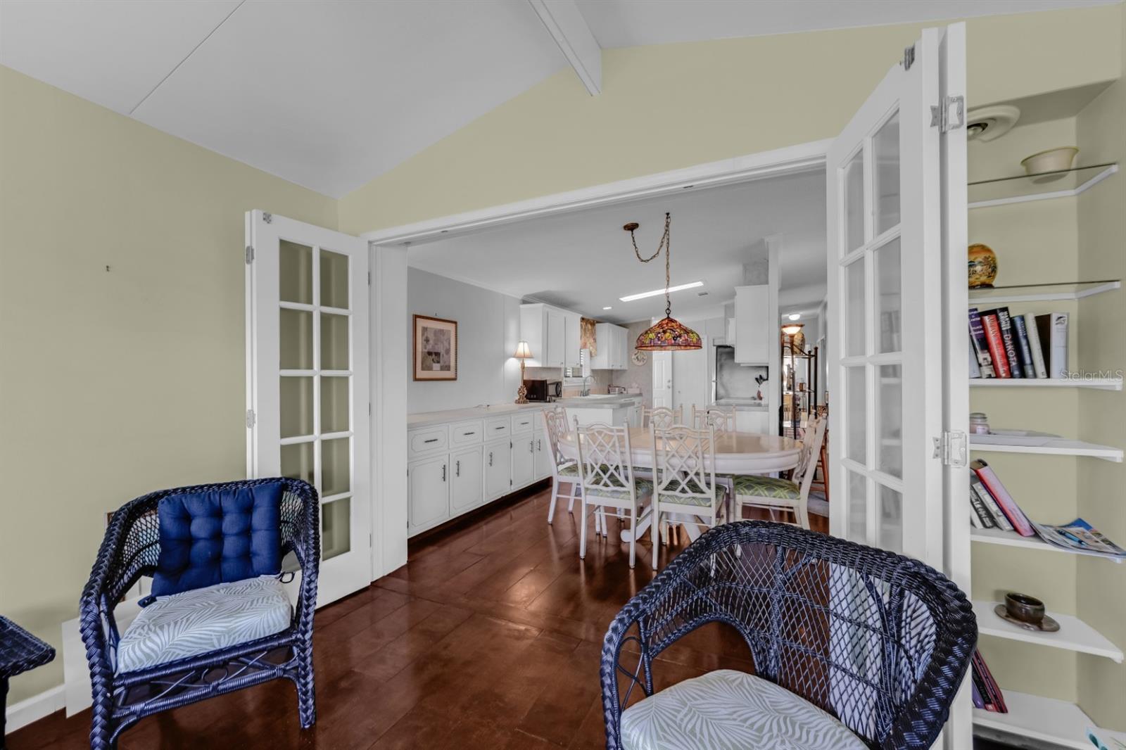 MAPLE LEAF ESTATES - Residential