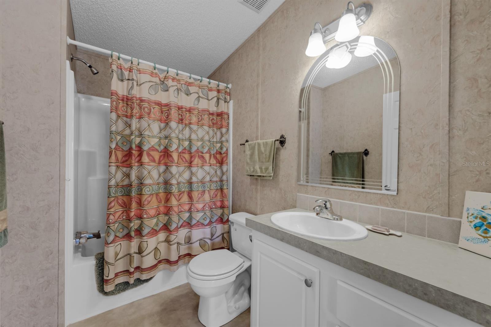 MAPLE LEAF ESTATES - Residential