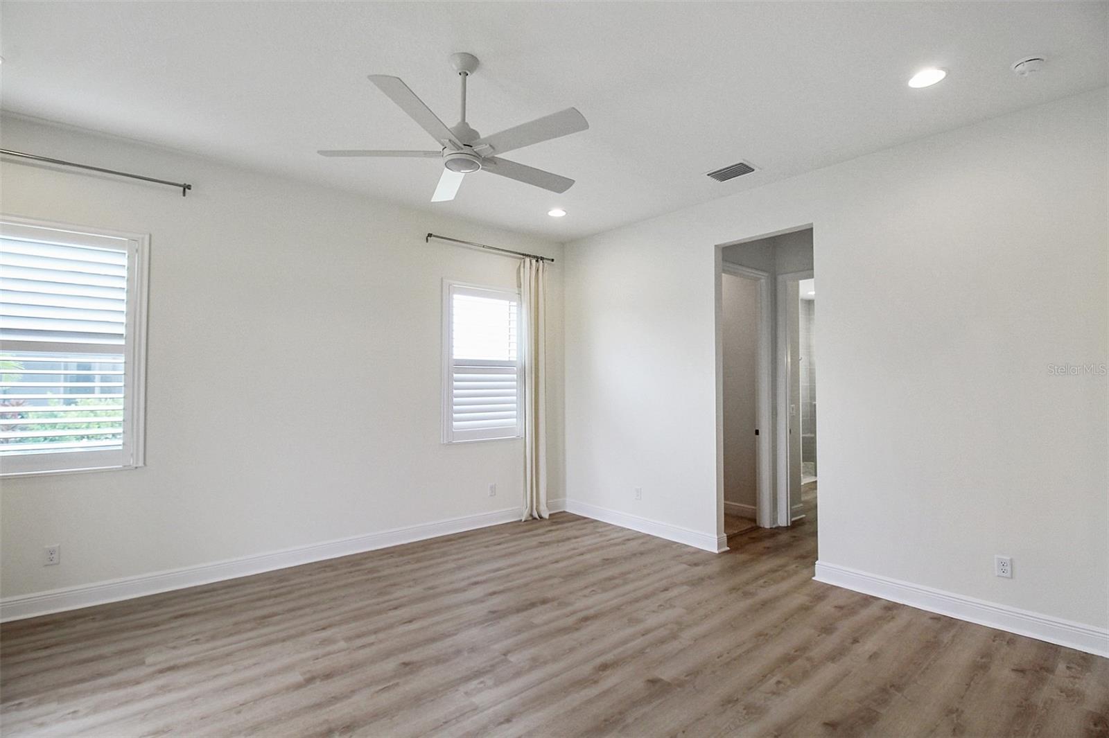 WATERCOLOR PLACE PH II - Residential Lease