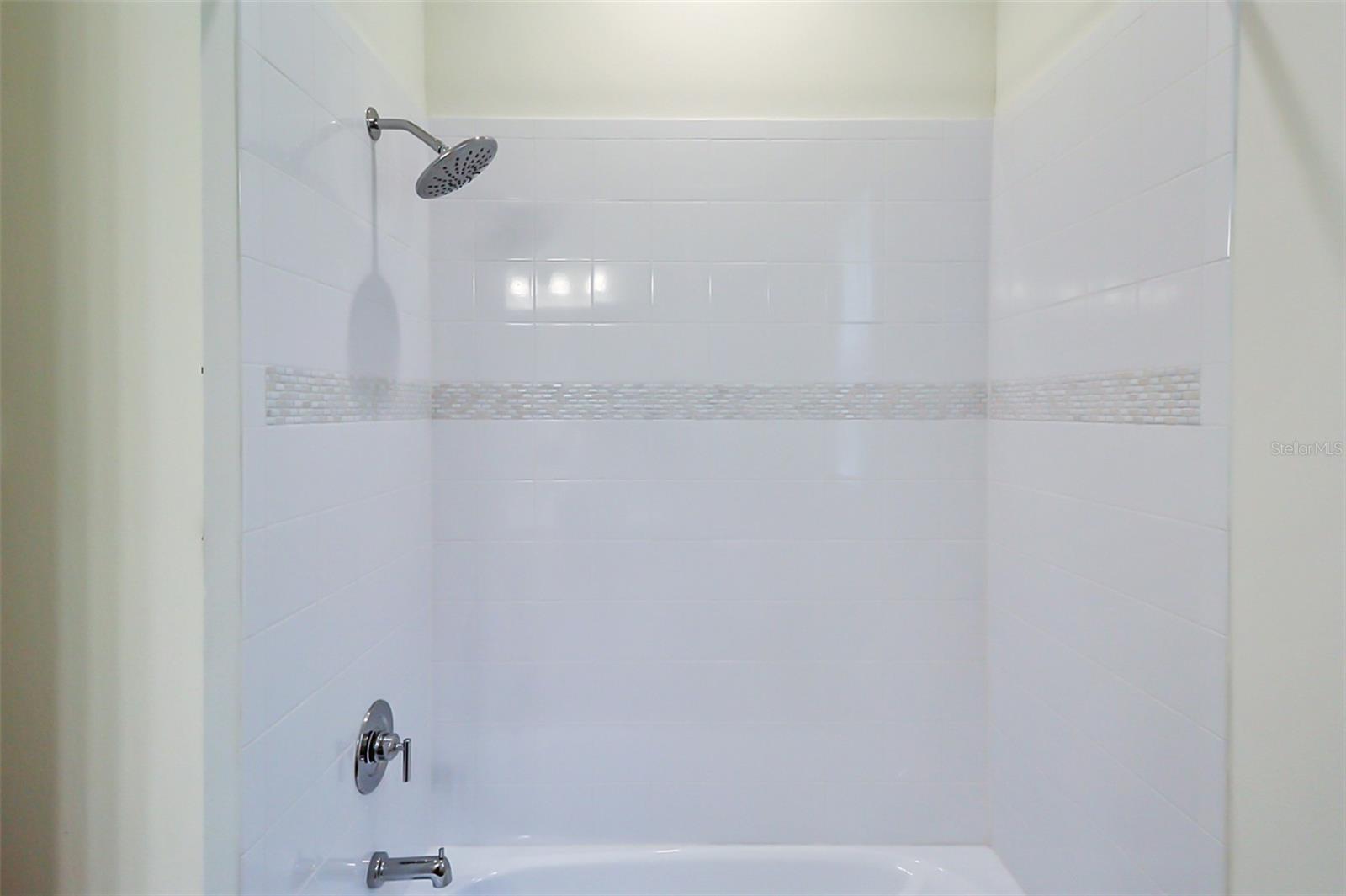 WATERCOLOR PLACE PH II - Residential Lease