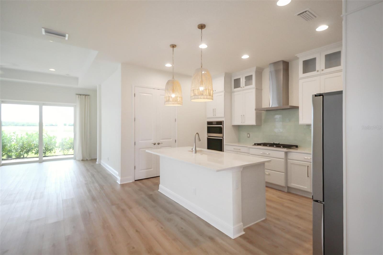 WATERCOLOR PLACE PH II - Residential Lease