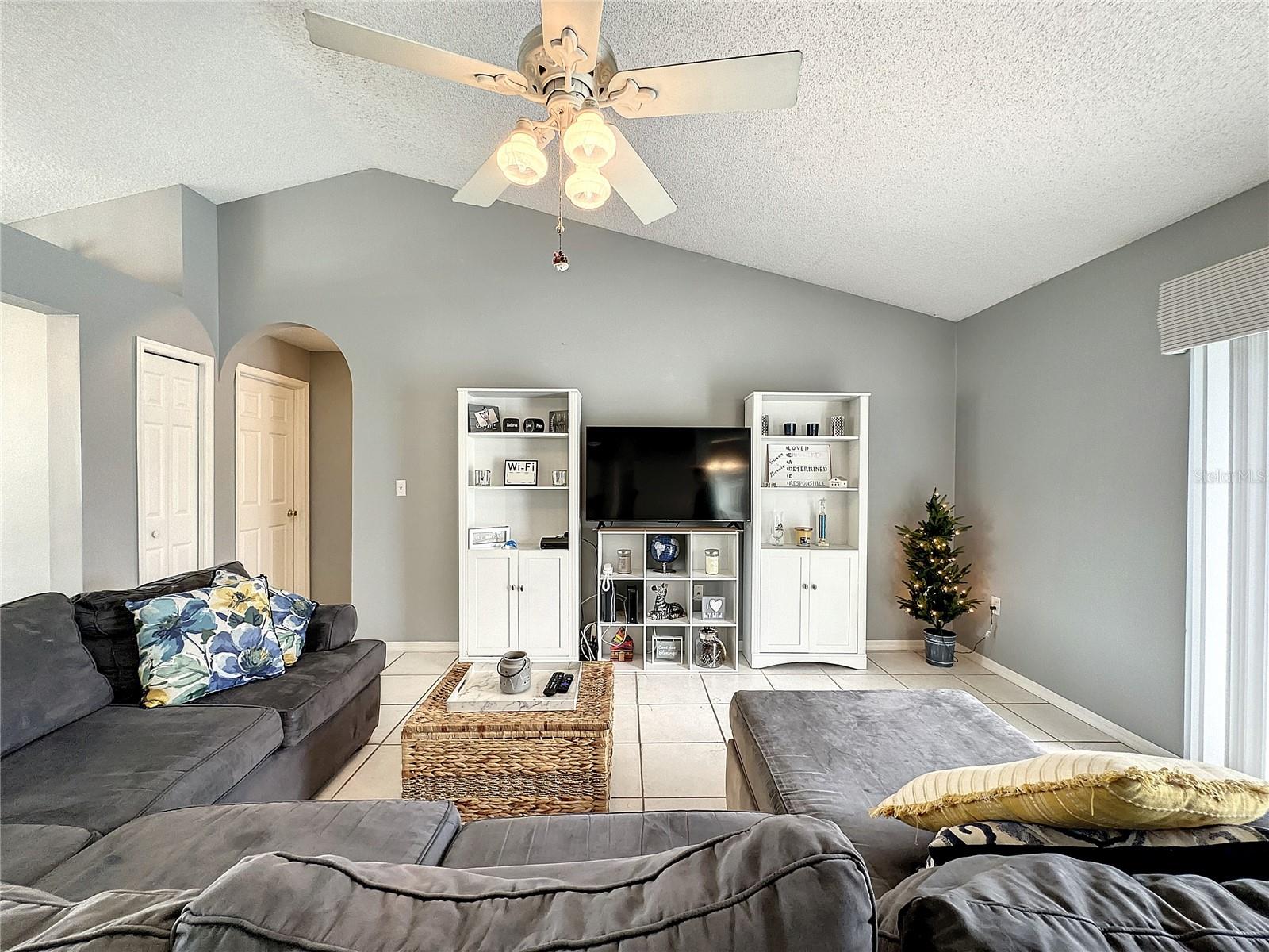 SUNRIDGE WOODS PH 02 - Residential