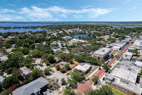 Tiny photo for 740 Lake Avenue, Clermont, FL 34711 (MLS # G5095405)