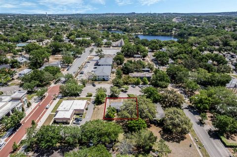 Tiny photo for 740 Lake Avenue, Clermont, FL 34711 (MLS # G5095405)