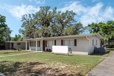 Tiny photo for 740 Lake Avenue, Clermont, FL 34711 (MLS # G5095405)