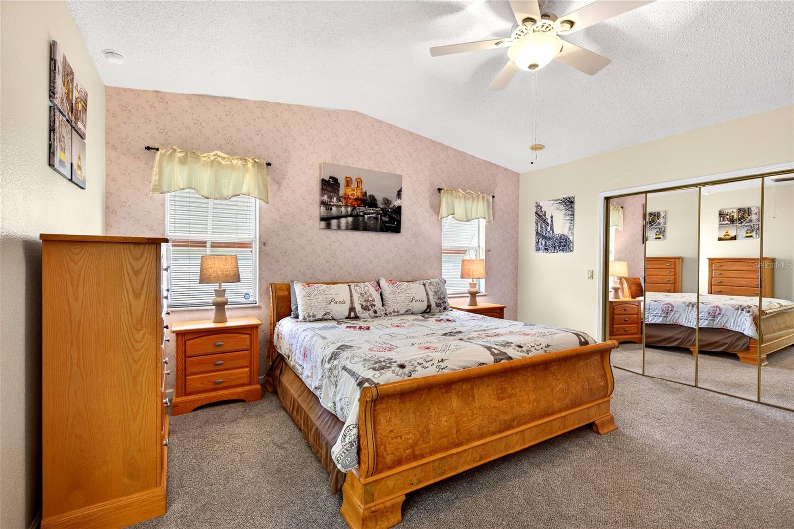 LADY LAKE ORANGE BLOSSOM GARDENS UNIT 16 - Residential