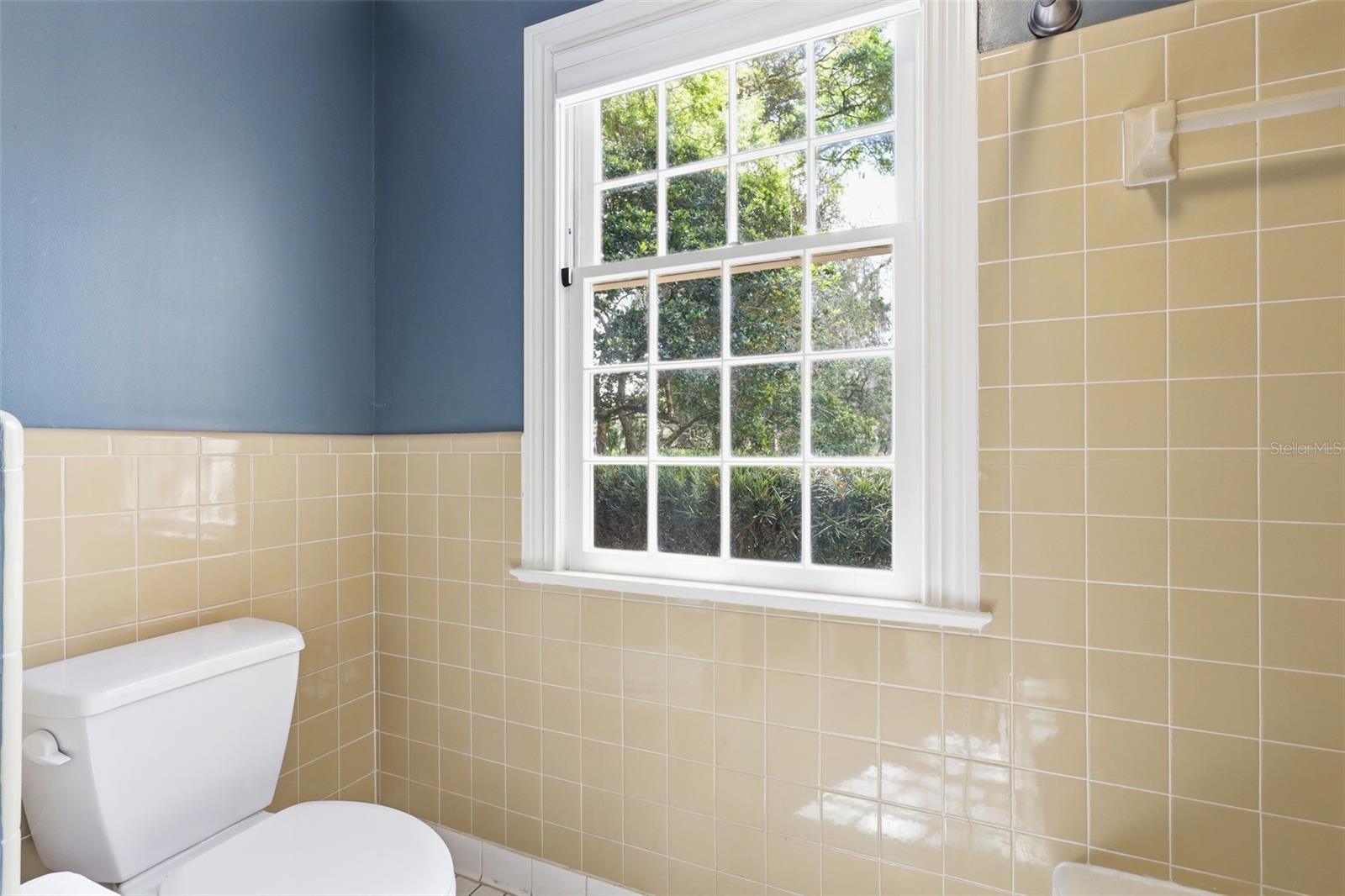 1730 - PINE TREE TERRACE - Residential