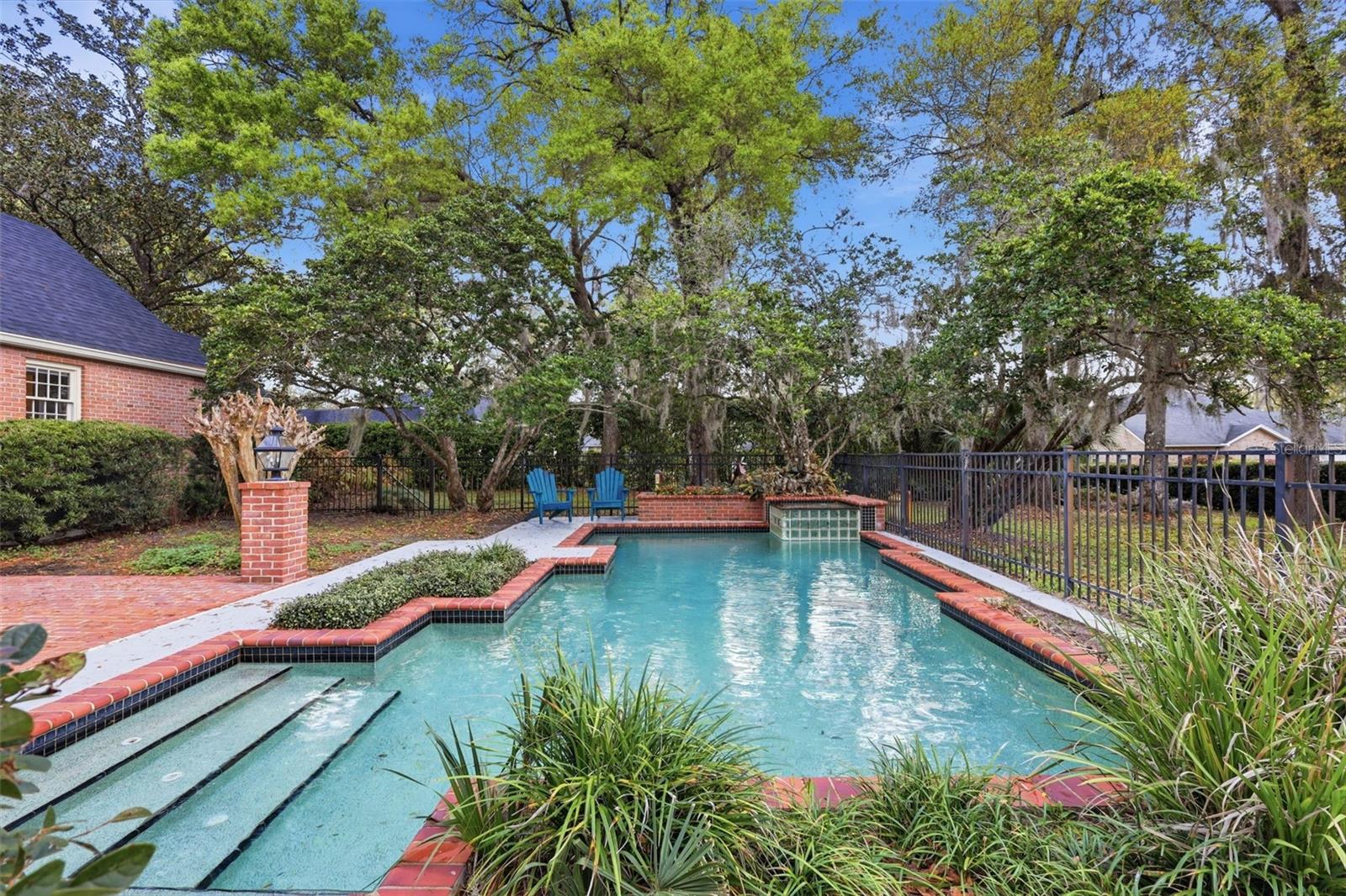 1730 - PINE TREE TERRACE - Residential