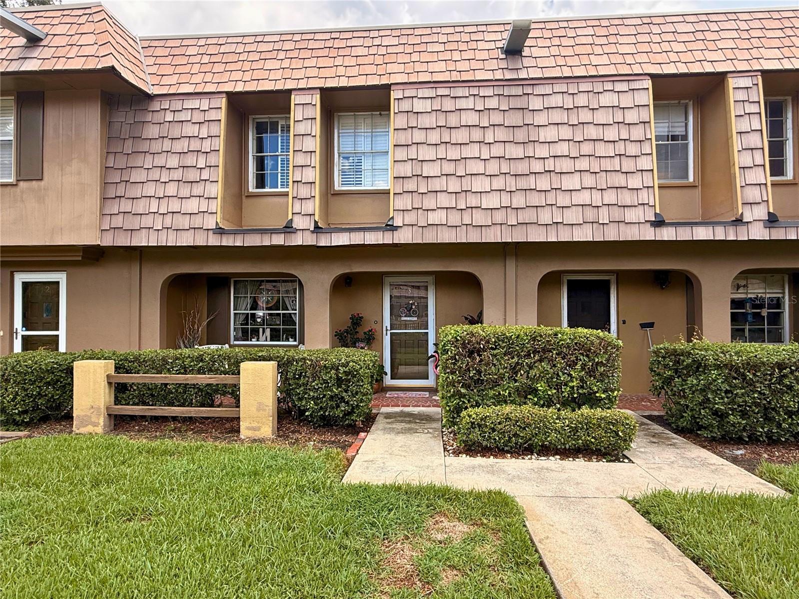 Casas a venda 1 - Jen Dantas 3104 HARRISON AVENUE A3