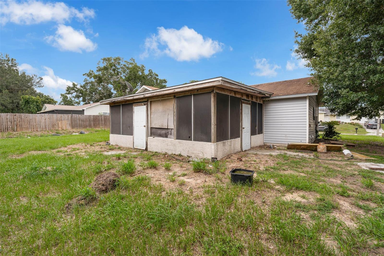 5337 BROKEN PINE CIRCLE