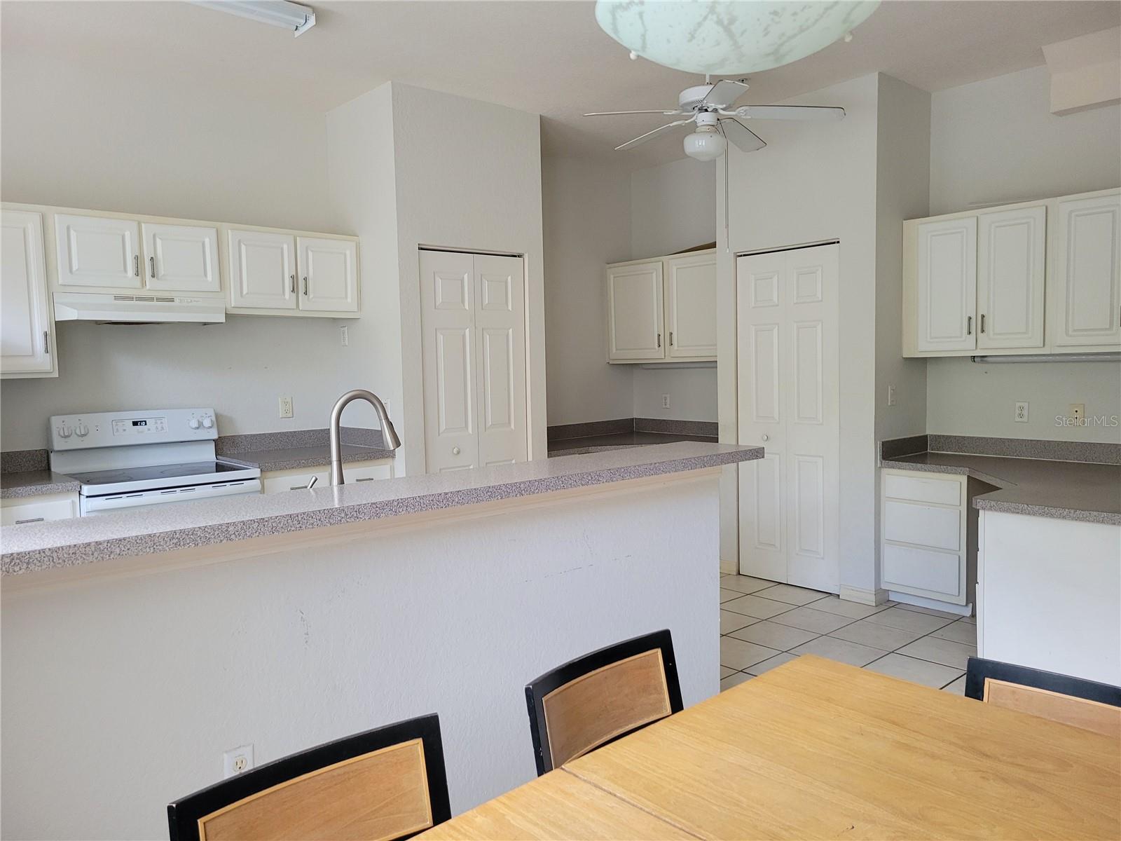 5020 SUNRIDGE PALMS DRIVE 201