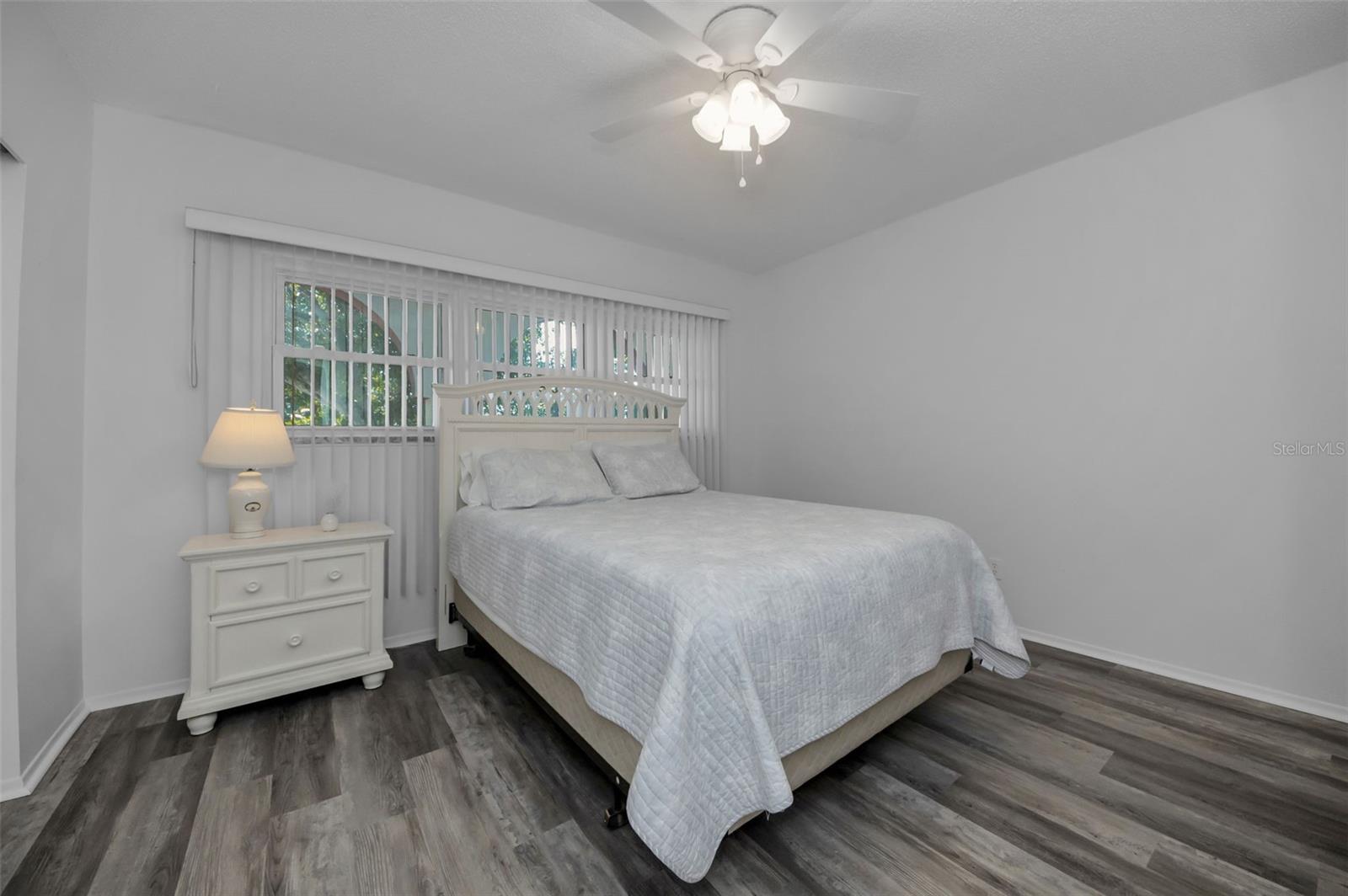 ON TOP OF THE WORLD - Residential