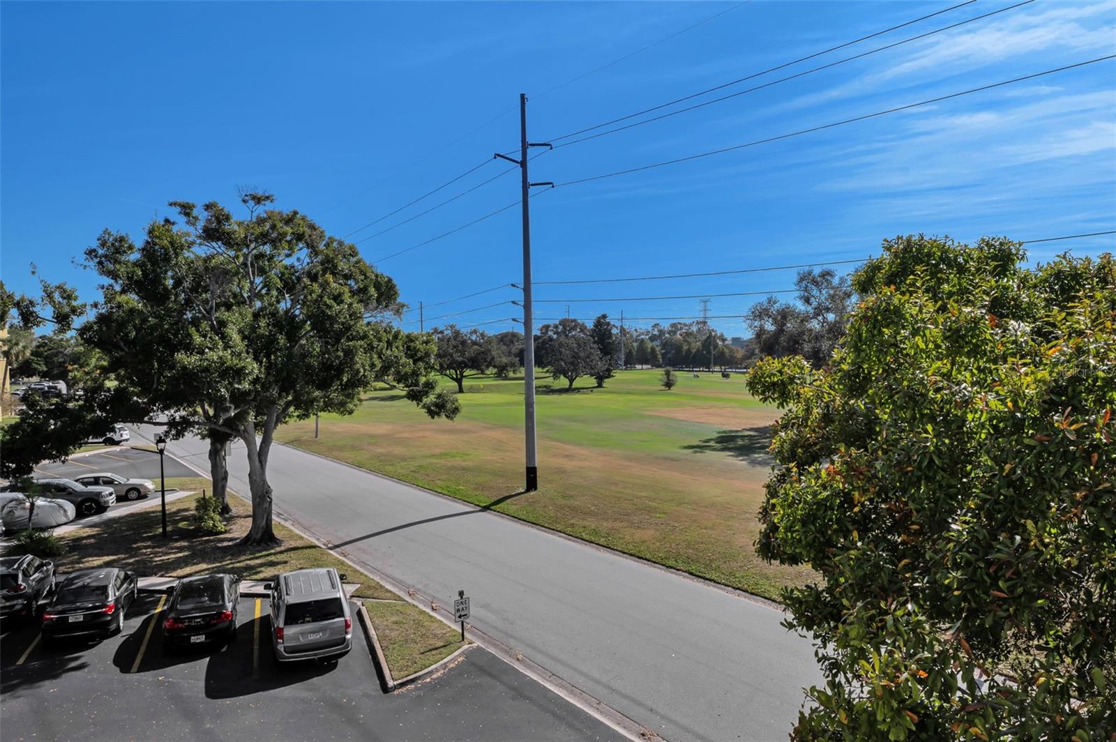 ON TOP OF THE WORLD - Residential