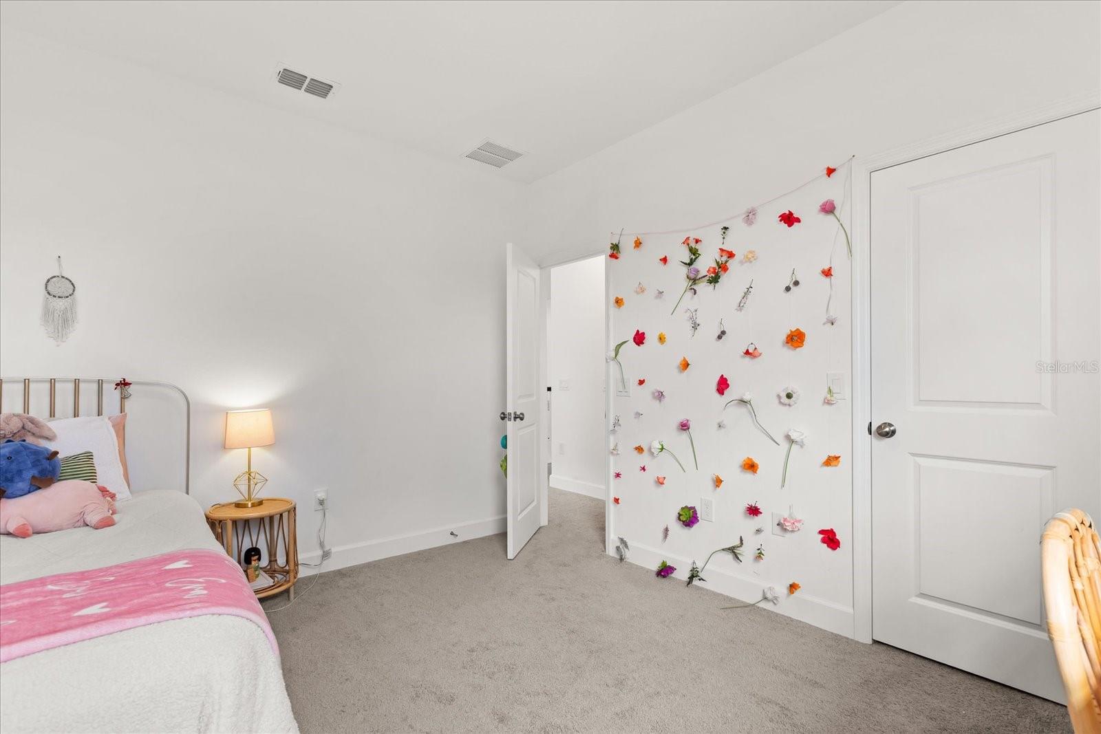 LANDINGS AT HAWKS CREST - Residential