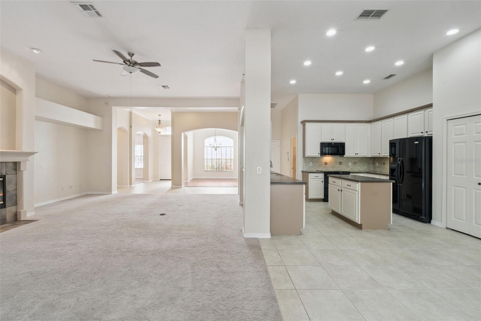 ROCK SPRINGS RIDGE - Residential