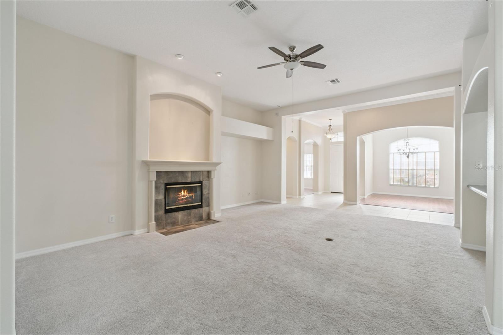 ROCK SPRINGS RIDGE - Residential