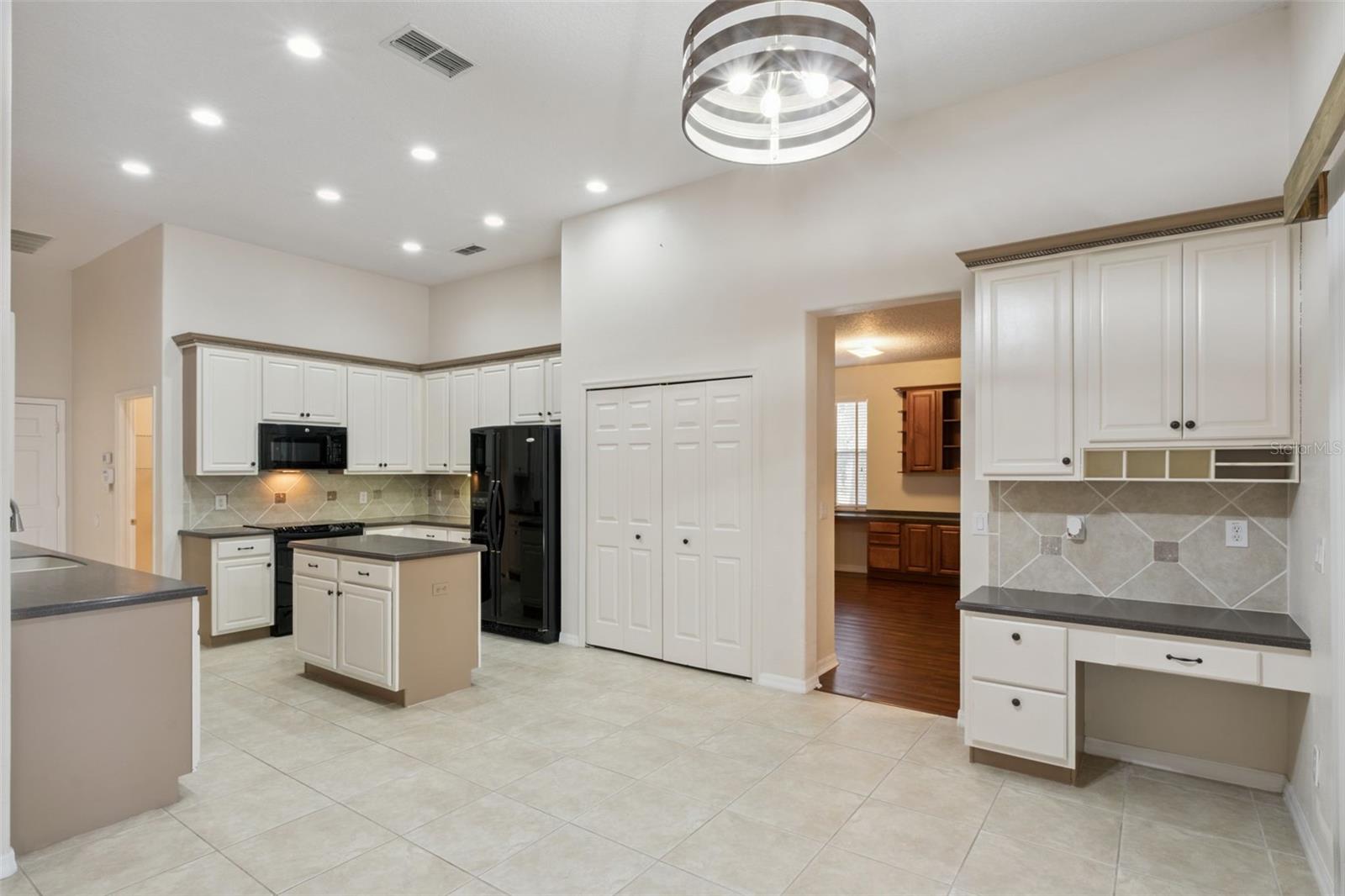 ROCK SPRINGS RIDGE - Residential