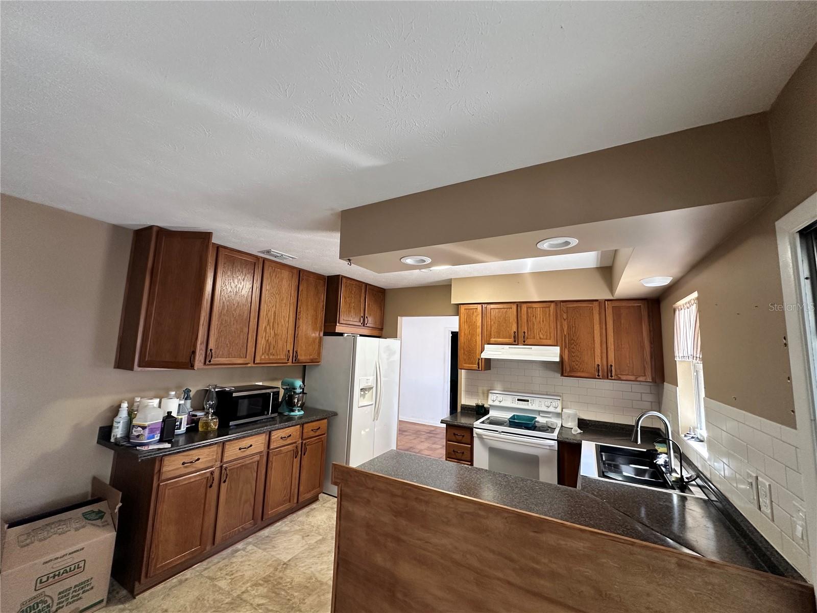 OAK HILL - Residential