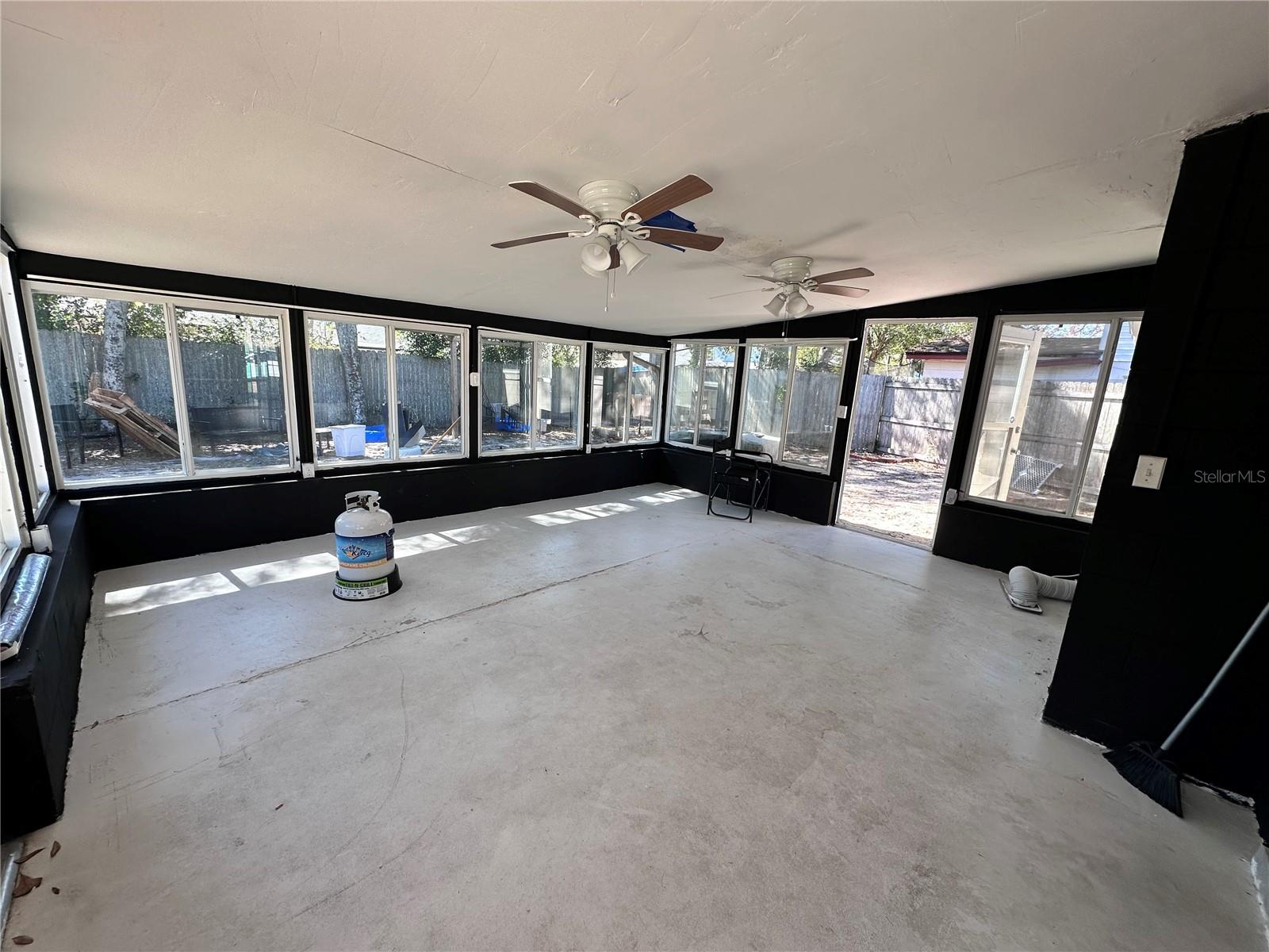 OAK HILL - Residential