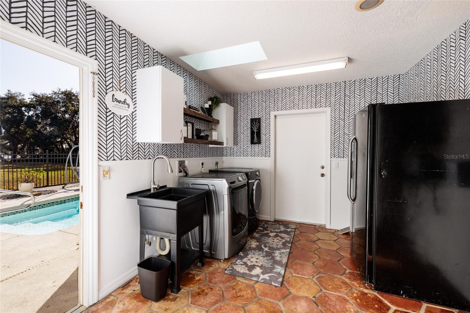 SWEETWATER POINTE - Residential