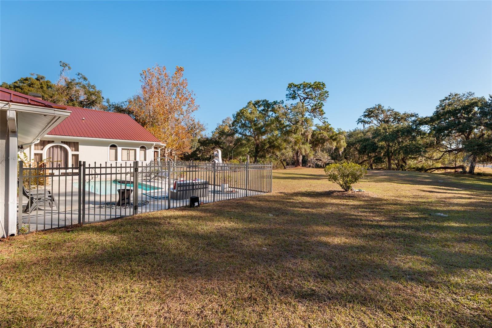 SWEETWATER POINTE - Residential