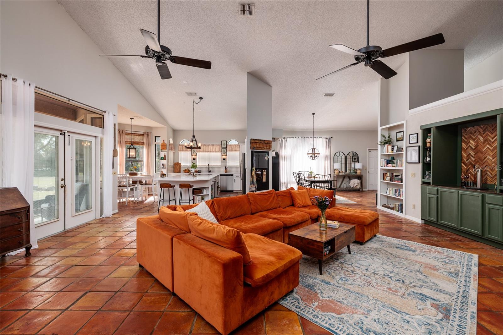 SWEETWATER POINTE - Residential