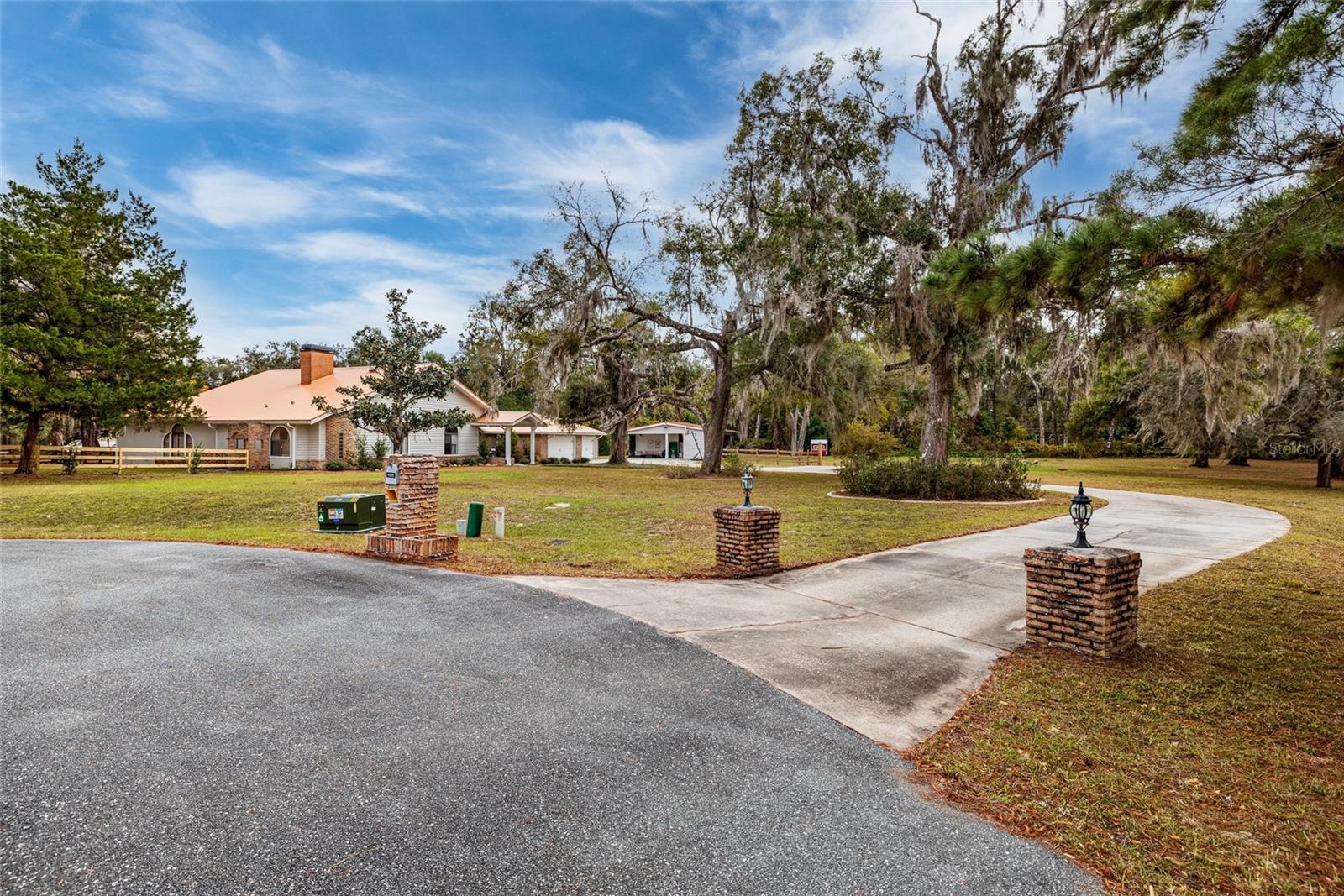 SWEETWATER POINTE - Residential