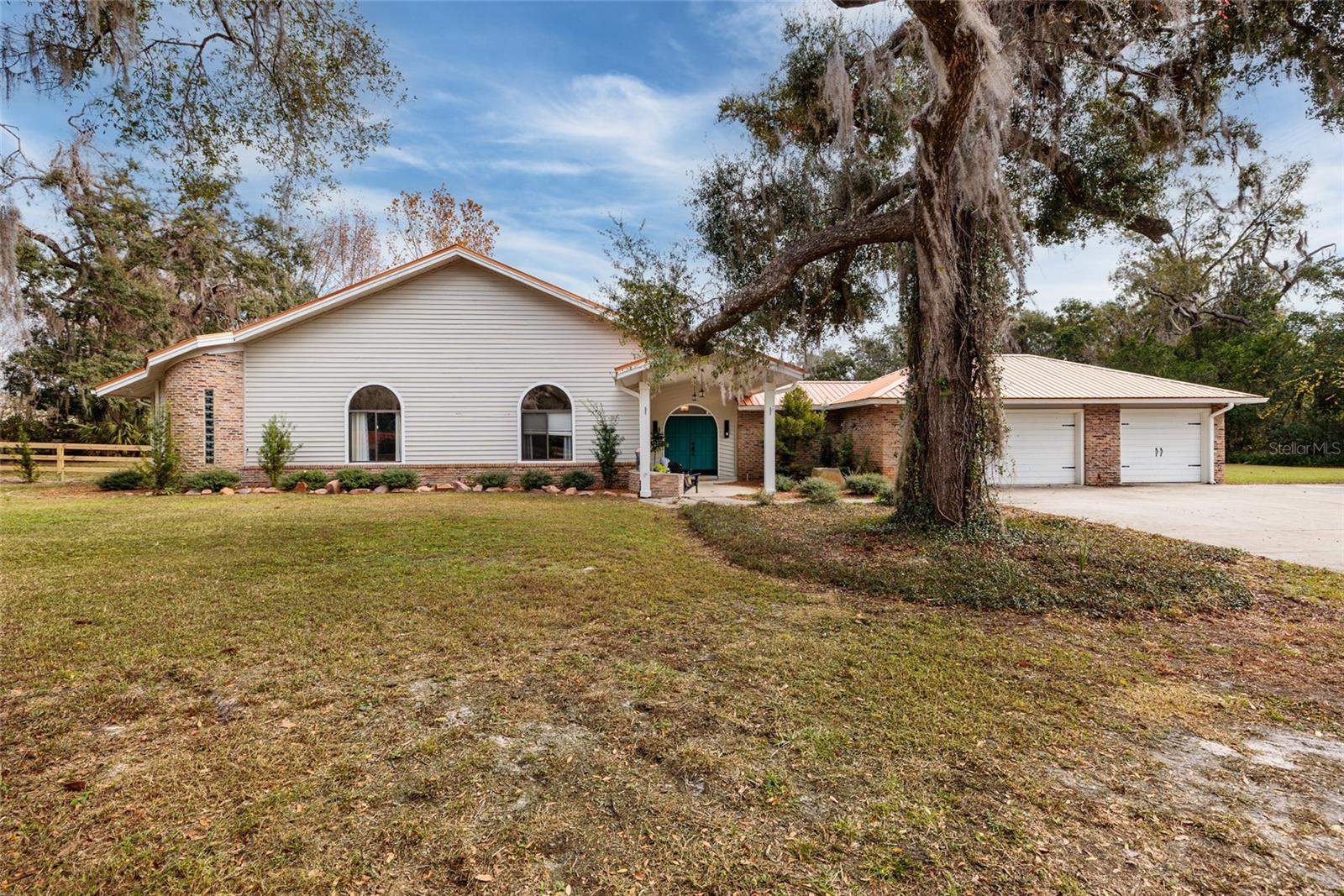 SWEETWATER POINTE - Residential