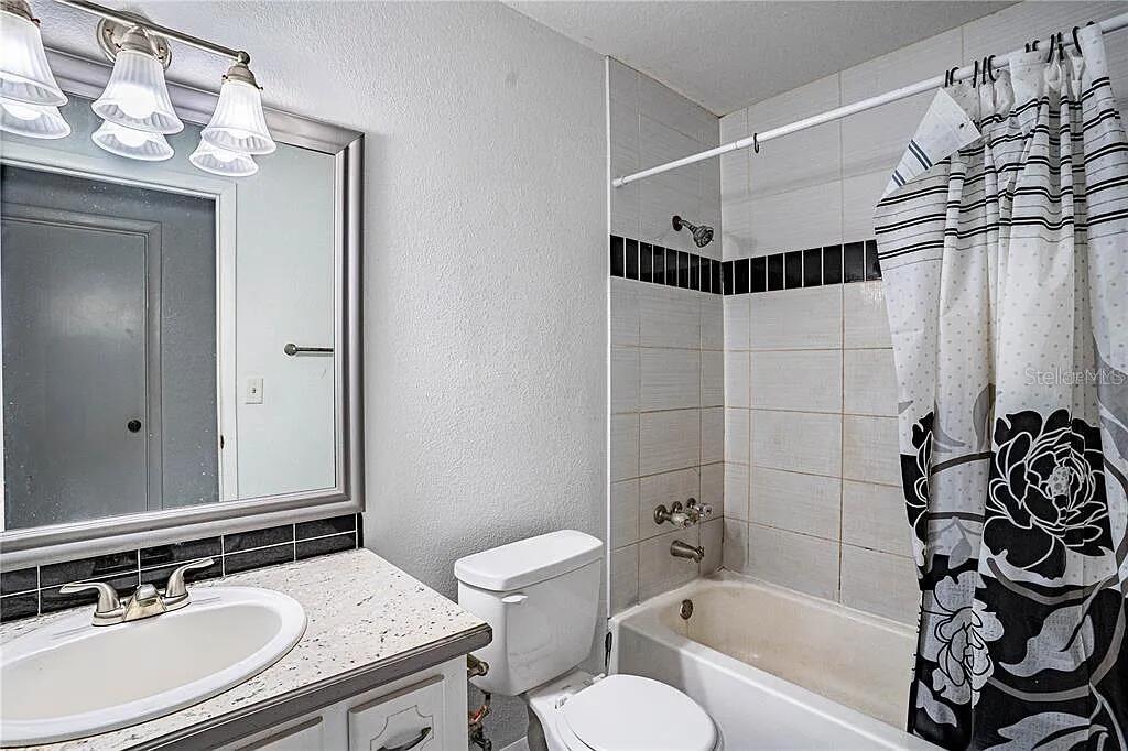 SYLVAN SHORES ESTATE SEC E - Residential