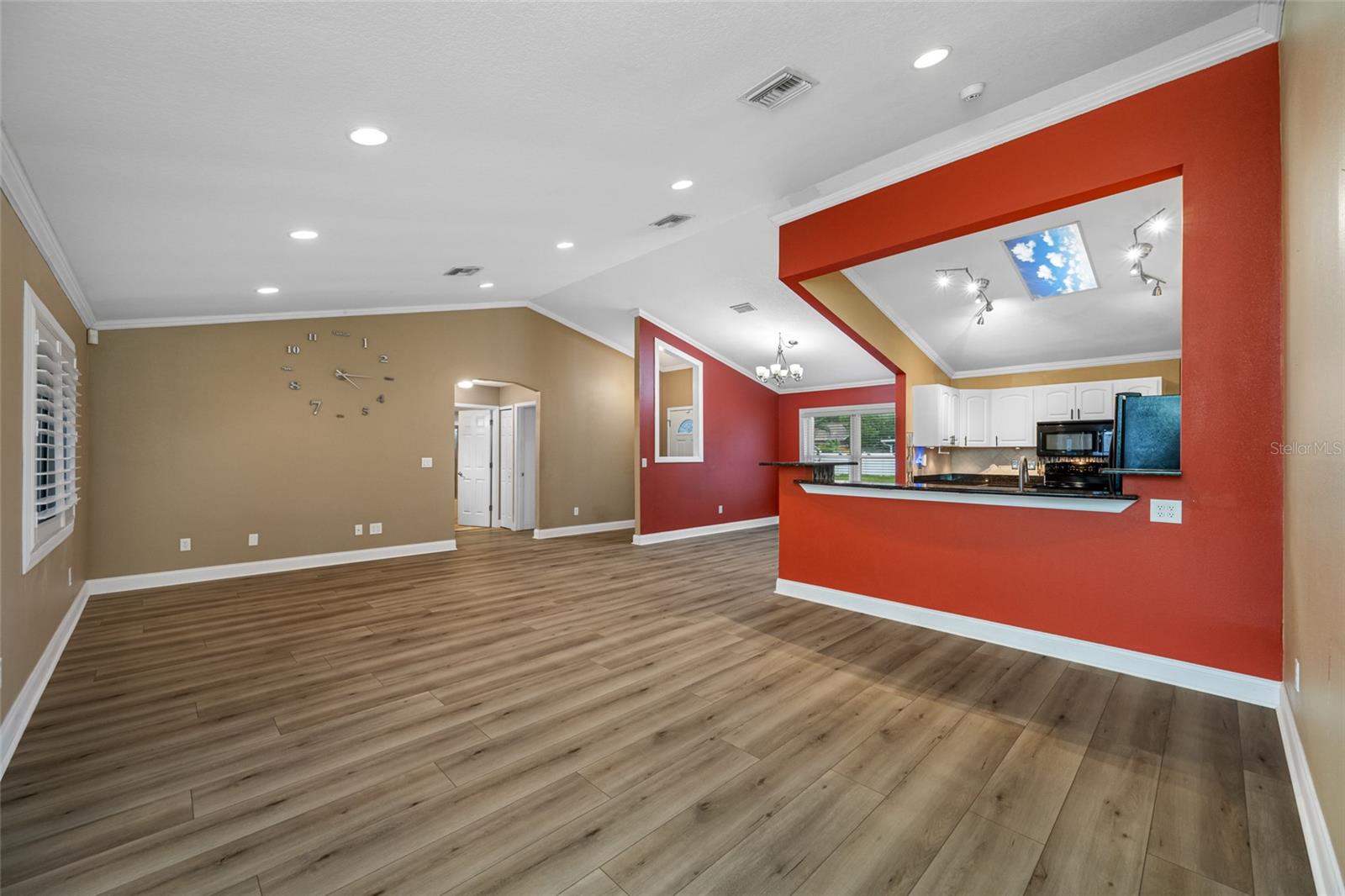 PINEBROOK ESTATES - Residential