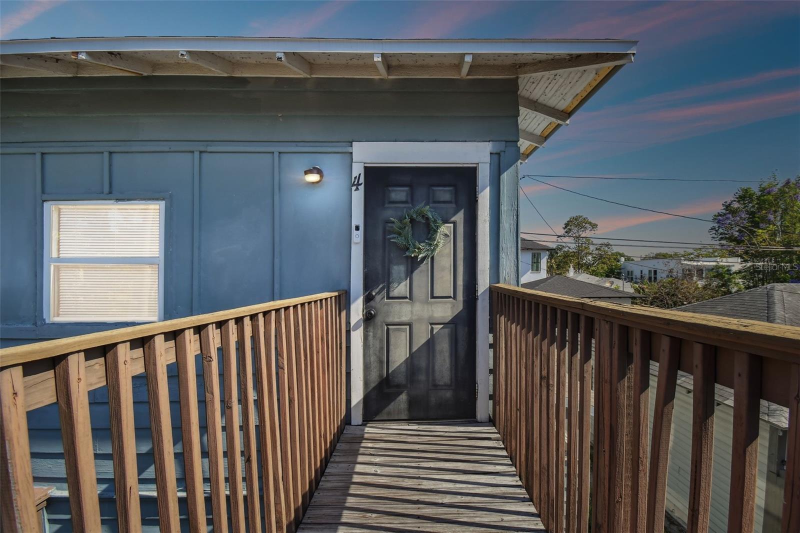 ST PETERSBURG INVESTMENT CO SUB - Residential Lease