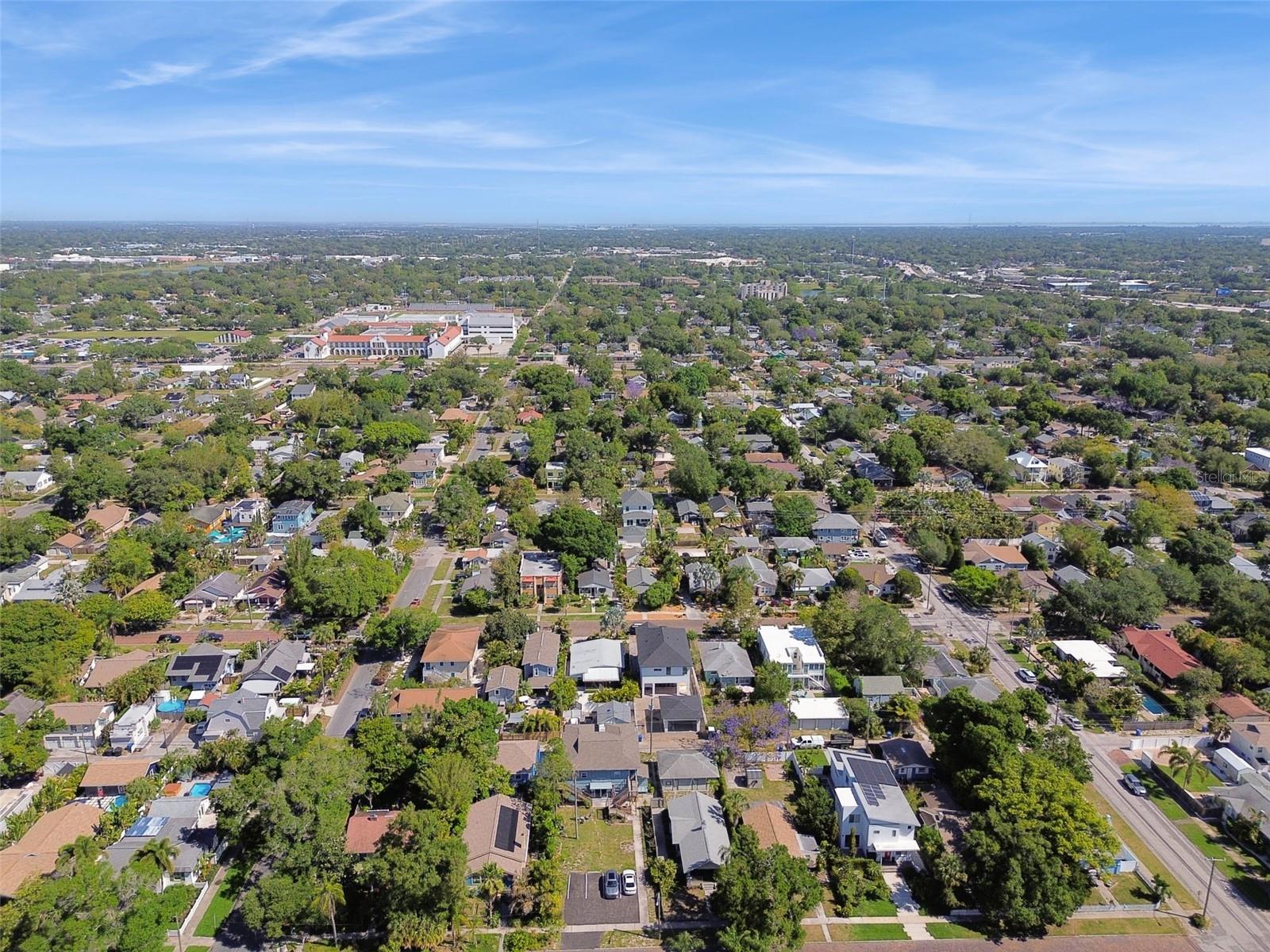 ST PETERSBURG INVESTMENT CO SUB - Residential Lease