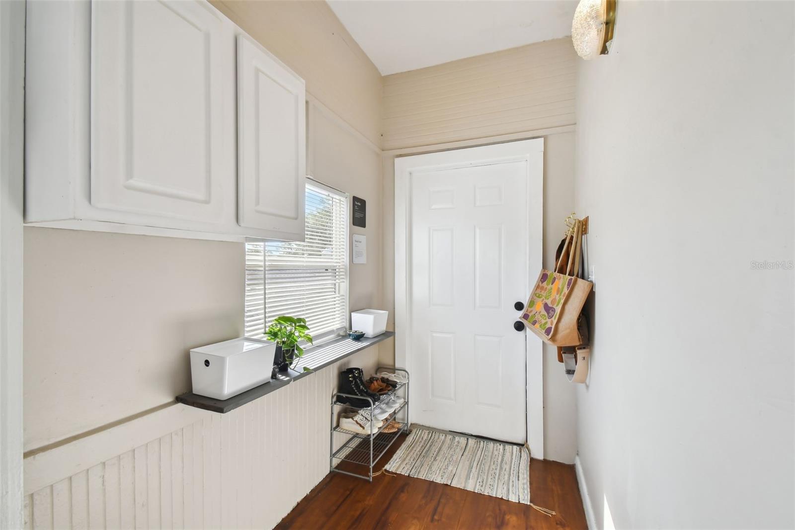 ST PETERSBURG INVESTMENT CO SUB - Residential Lease