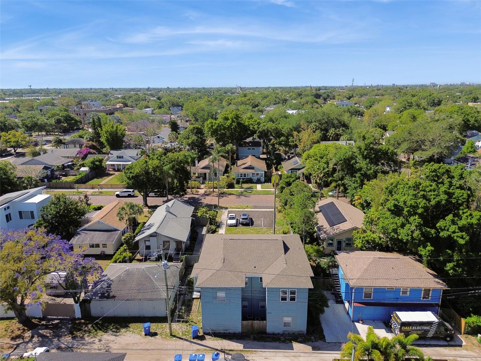 ST PETERSBURG INVESTMENT CO SUB - Residential Lease