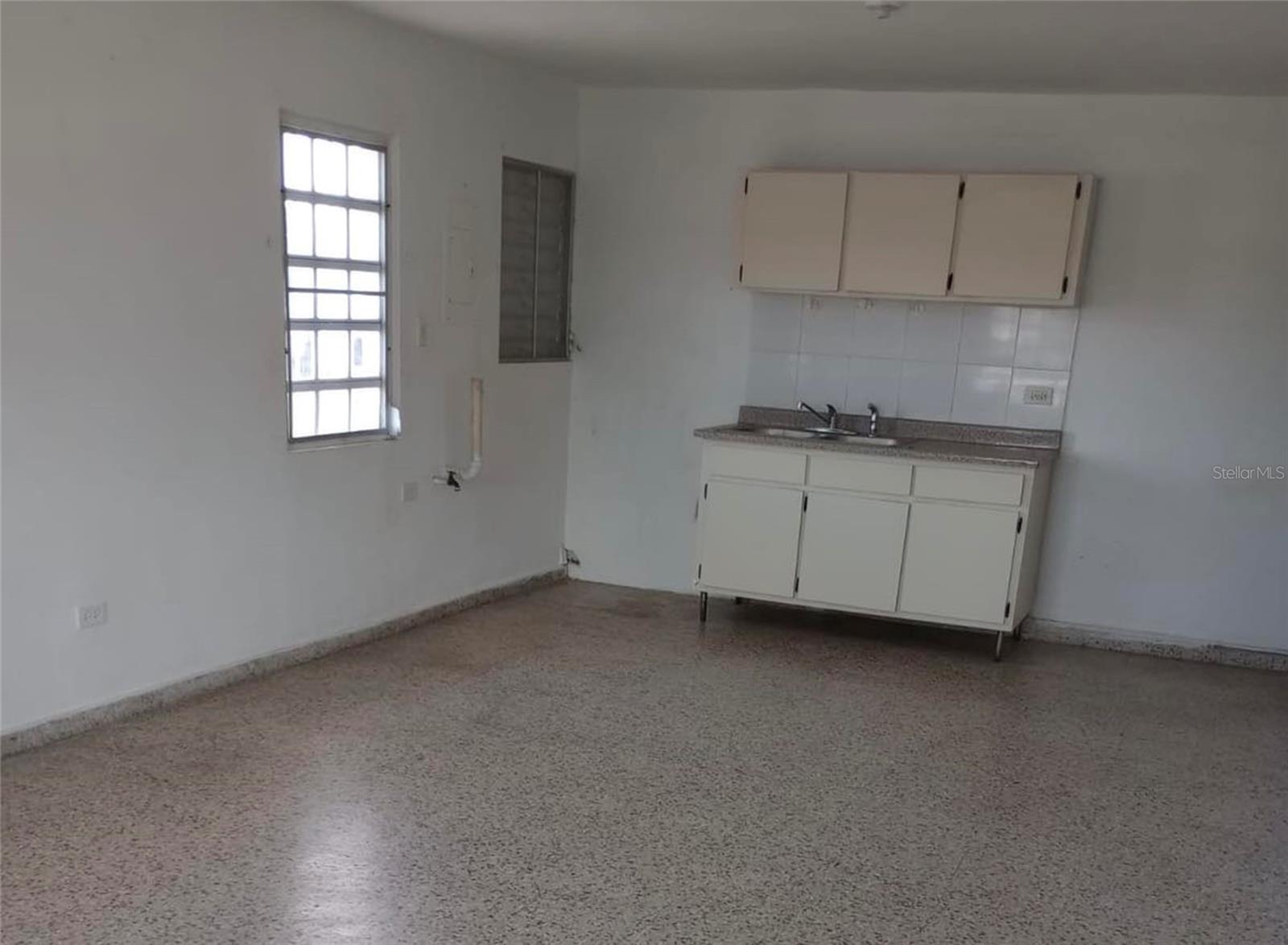 114-52 VILLA CAROLINA