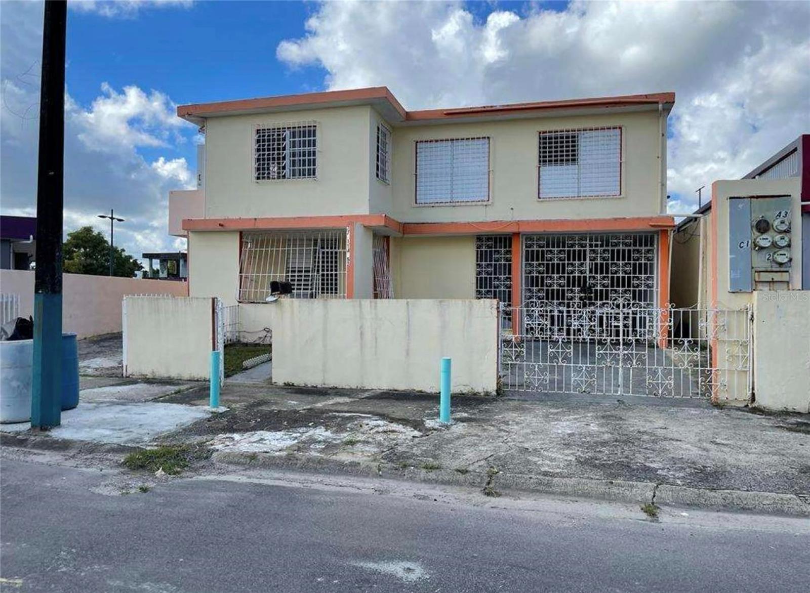 114-52 VILLA CAROLINA