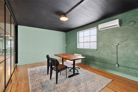 Tiny photo for 103 S 2nd Street #8, Leesburg, FL 34748 (MLS # G5108653)